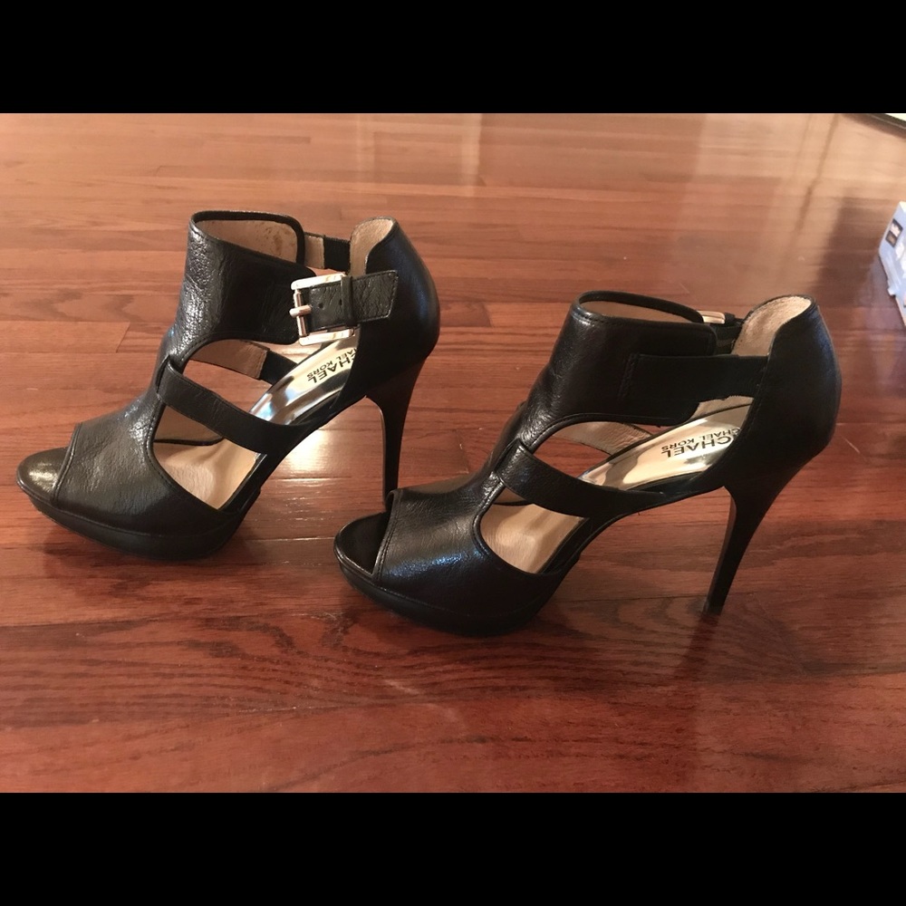 Michael Kors black heels